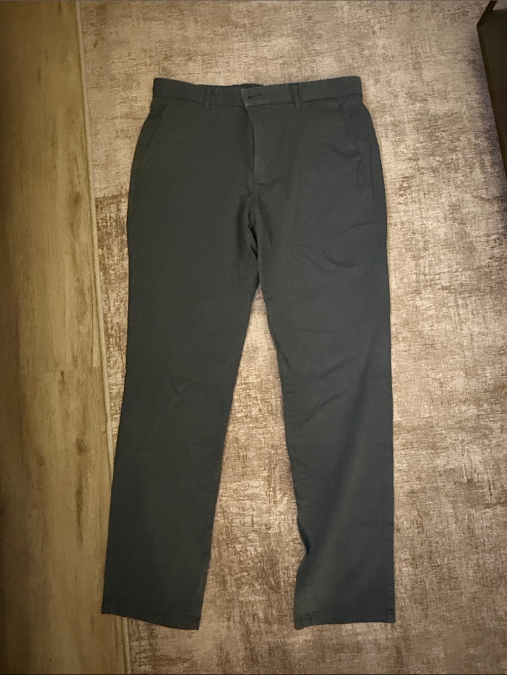 Everlane Men's Classic Tailored Everyday Wear Pant